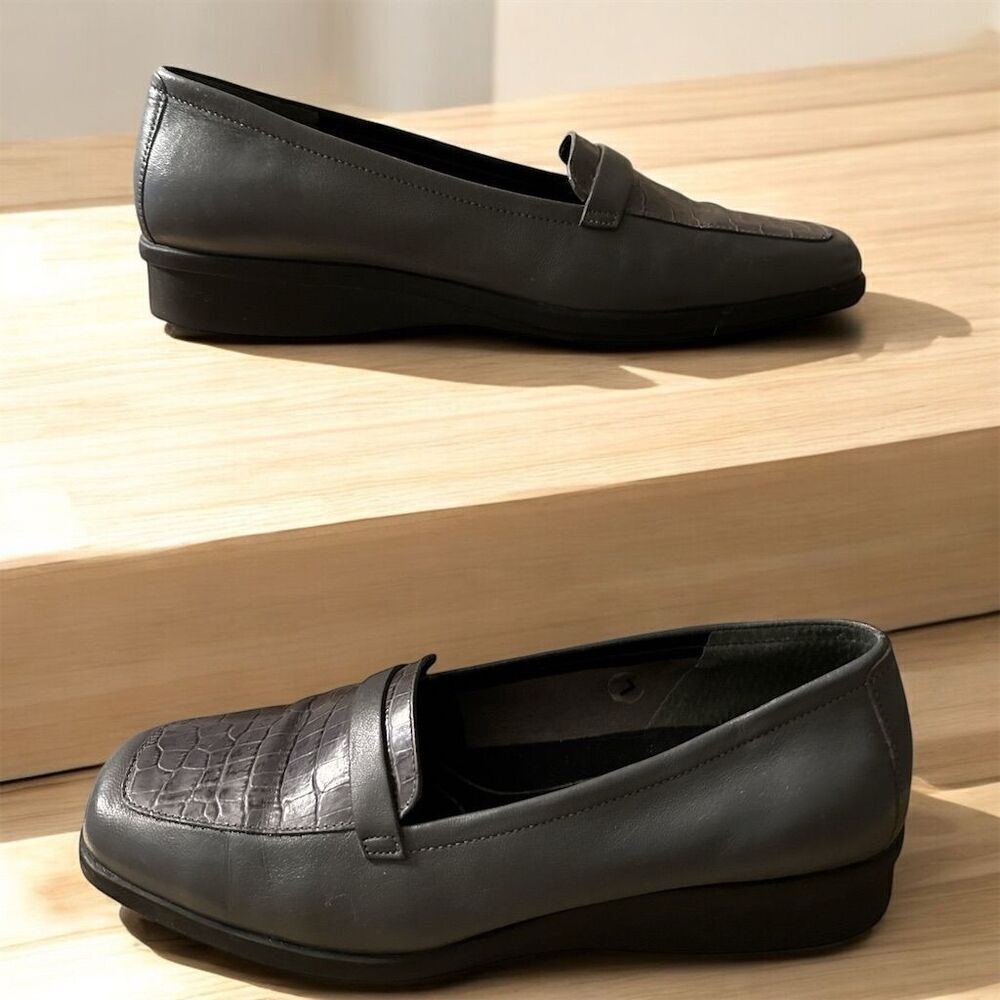Easy Spirit Women's Gray Leather Loafers Animal Print Size 8.5
